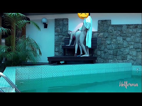 ❤️ Giimbitar sa amo ang katabang sa pool, apan dili makasukol sa init ☑ Homemade porn sa ceb.villagesexvideos.ru ❤