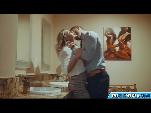 ❤️ Kung ang usa ka busty blonde naghaylo kanimo sa usa ka publiko nga kasilyas ☑ Homemade porn sa ceb.villagesexvideos.ru ❤